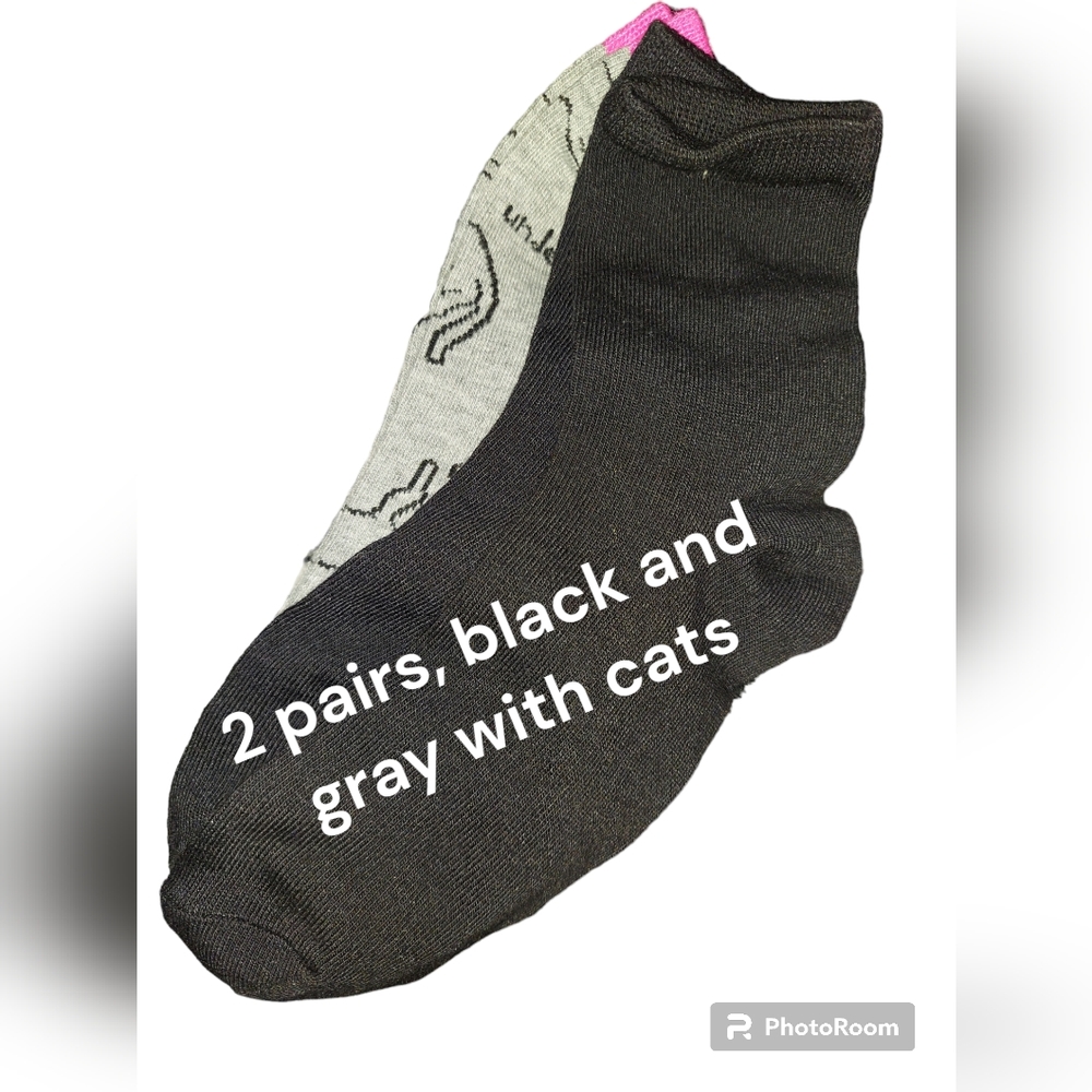 Jacques Moret Cat Slipper Socks and 2 Pairs Crew Socks Women's Sock Size 9-11 NW - Picture 7 of 7